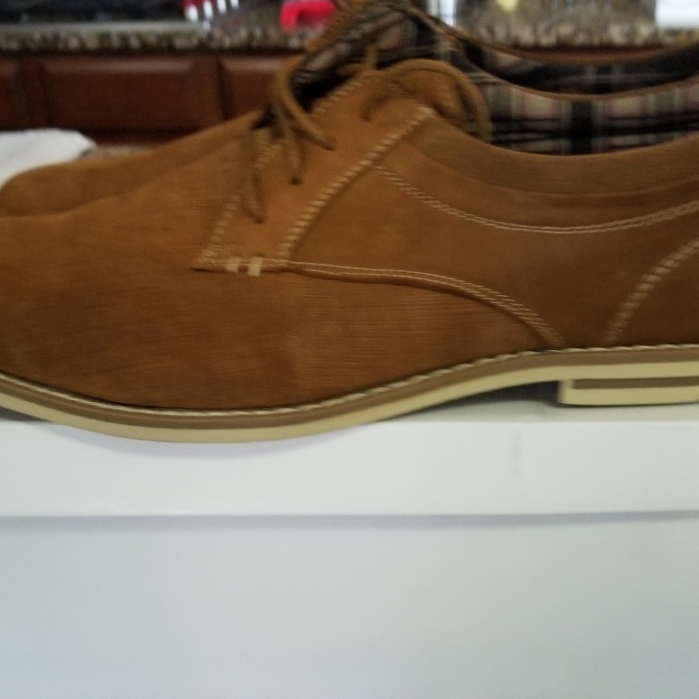 Men's shoes